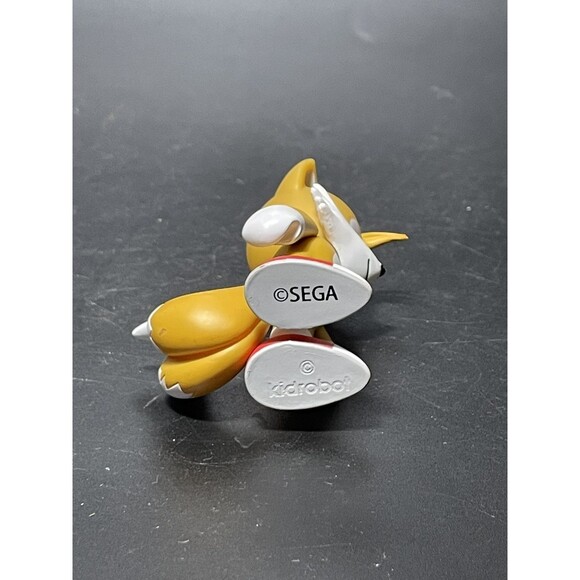 Kidrobot Sonic the Hedgehog Vinyl Mini Figure Sonic & Tails Toys Sega Toys - Picture 6 of 8